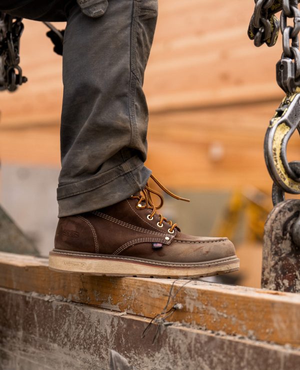 Men's Liberty 6 Waterproof Boot (Carbon Toe)  |  Chestnut/Gum