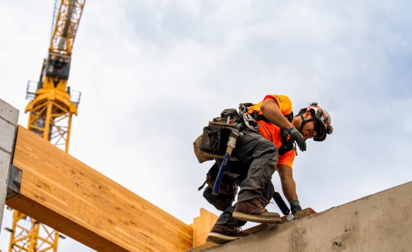 Men's Liberty 6 Waterproof Boot (Carbon Toe)  |  Chestnut/Gum