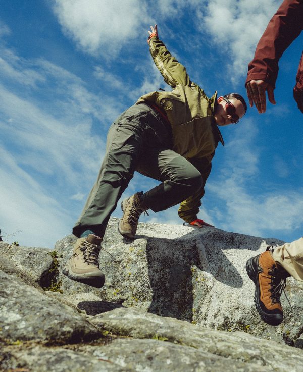 Women's Targhee IV Waterproof Hiking Boot  |  Bison/Beaujolais